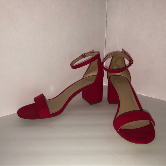 A New Day - Size 8, ladies red block heels - Picture 3 of 8